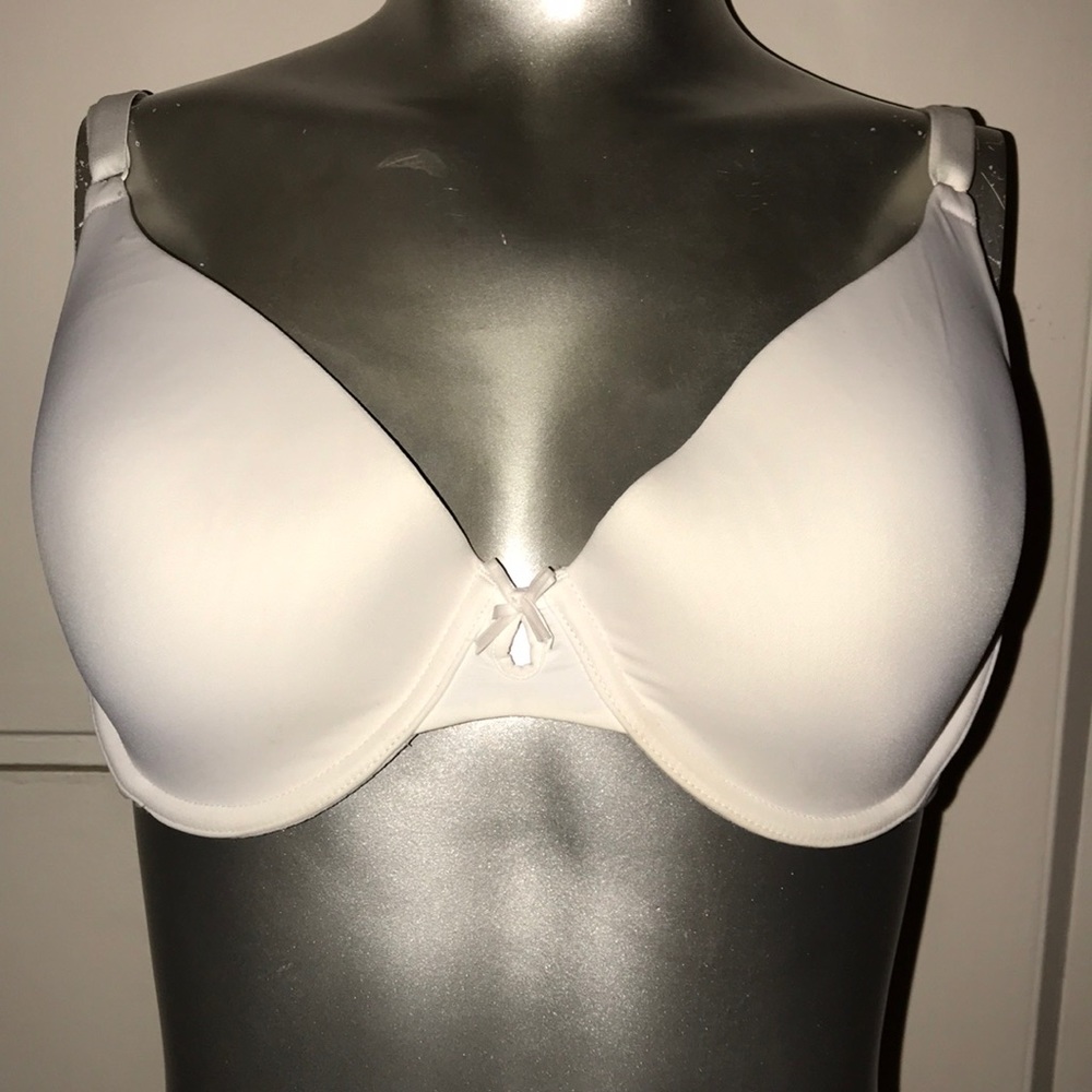 ❤️Maidenform 38d bra white